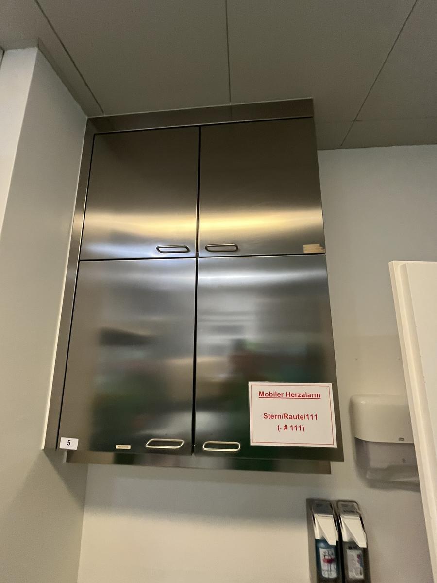 Kiefer Edelstahlschrank, 4t&uuml;rig, 2tlg, 110x35x160cm?d=2026-03-13 16:23:20