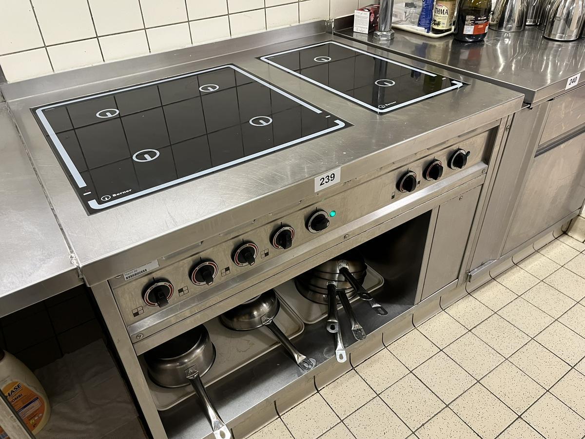 Edelstahl-Kochstation Elektro mit 6 Platten 120/90 cm