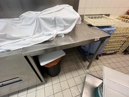 Edelstahl Arbeitstisch