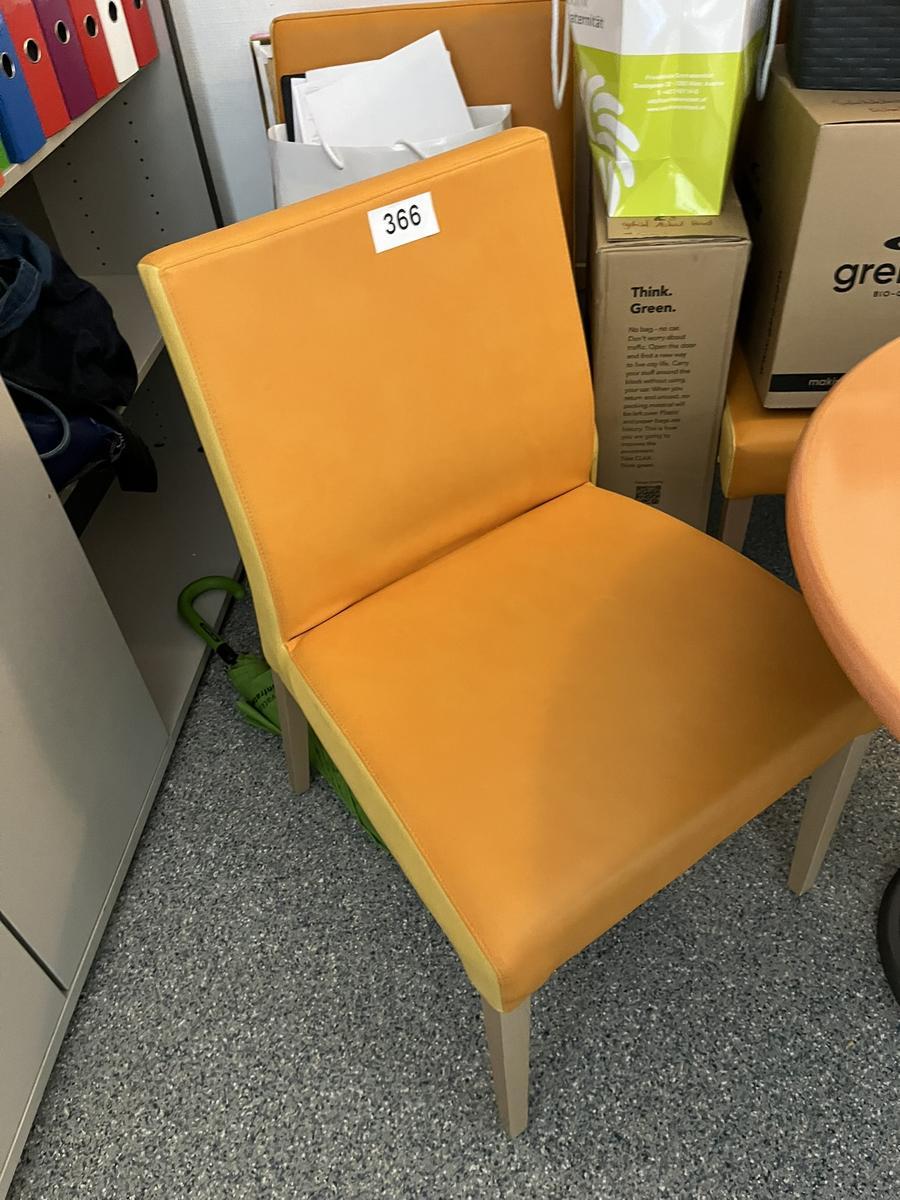 3 St&uuml;ck Besprechungsst&uuml;hle wie Pos. 362)?d=2026-03-13 21:23:48