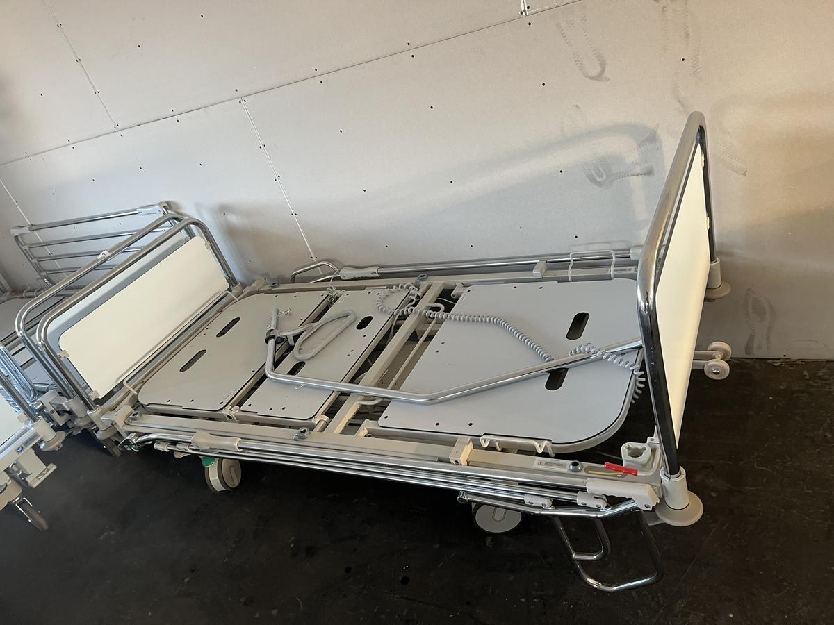 HILL ROM Kranken-, Pflegebett elektrisch verstellbar mit Rollen?d=2026-03-16 16:49:19