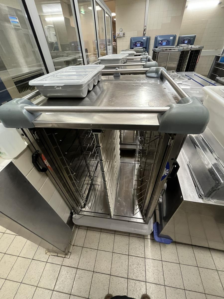 ERGOSERV Tablett-?d=2026-03-25 10:03:13