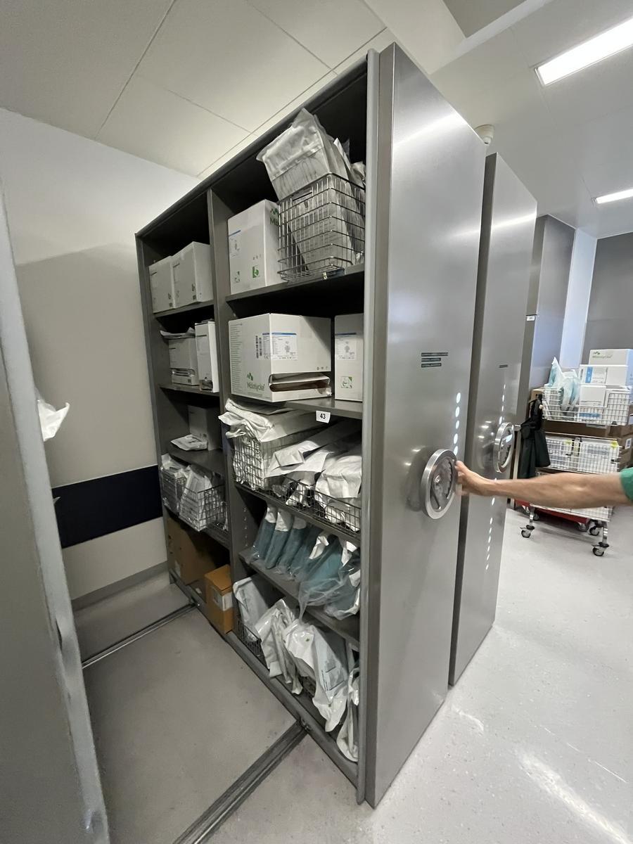 Kiefer Edestahlregal, 185x60x245cm, rollbar?d=2026-03-25 10:03:42