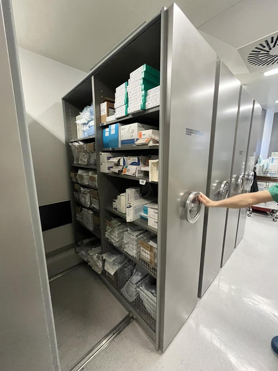 Kiefer Edestahlregal, 185x60x245cm, rollbar?d=2026-03-25 09:33:55