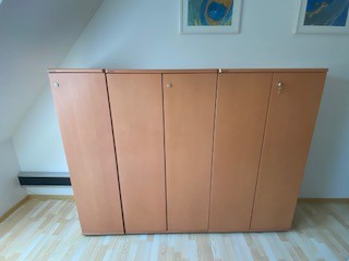 Aktenschrank, 45cm tief, 153cm hoch, ca. 200cm lang?d=2026-03-24 08:07:45