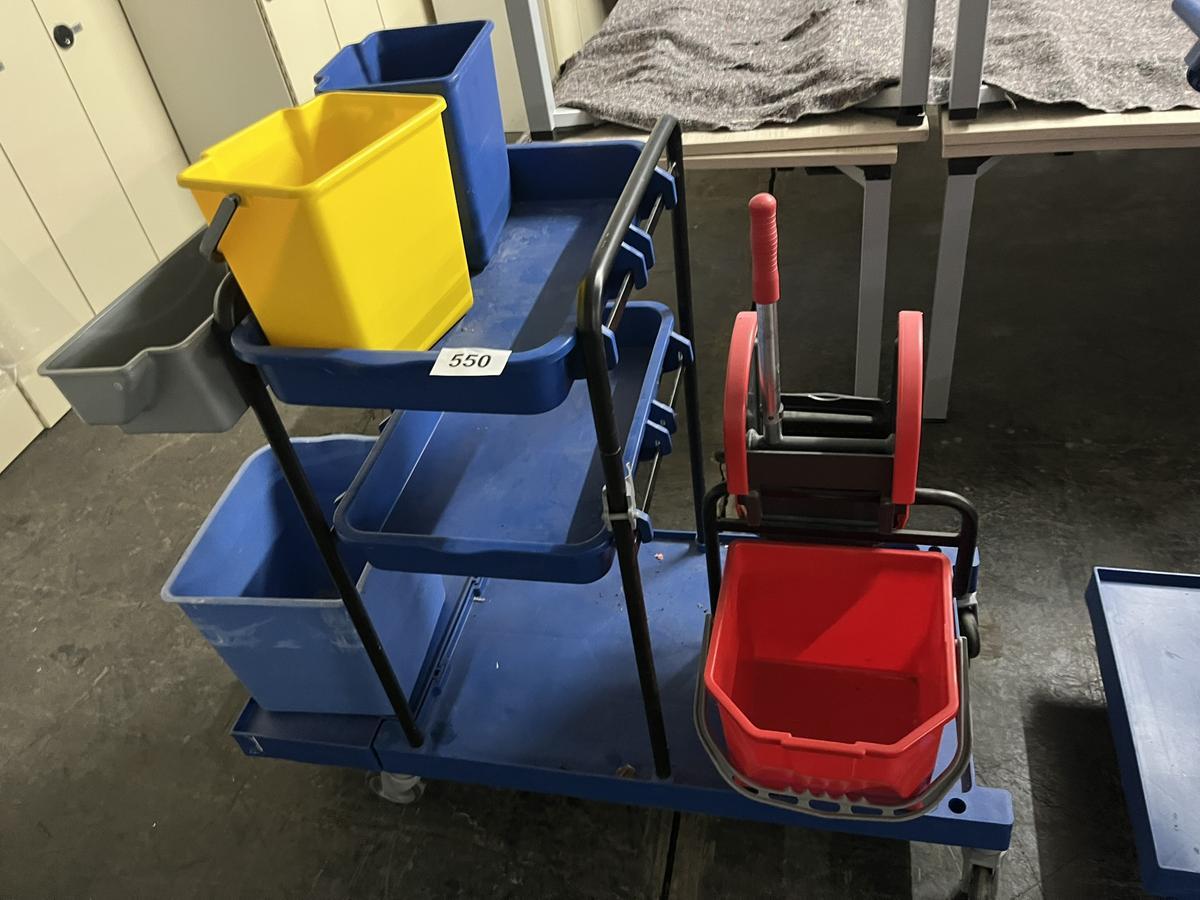 BAYERSAN Reinigungswagenset mit Handpresse?d=2026-03-29 18:38:02