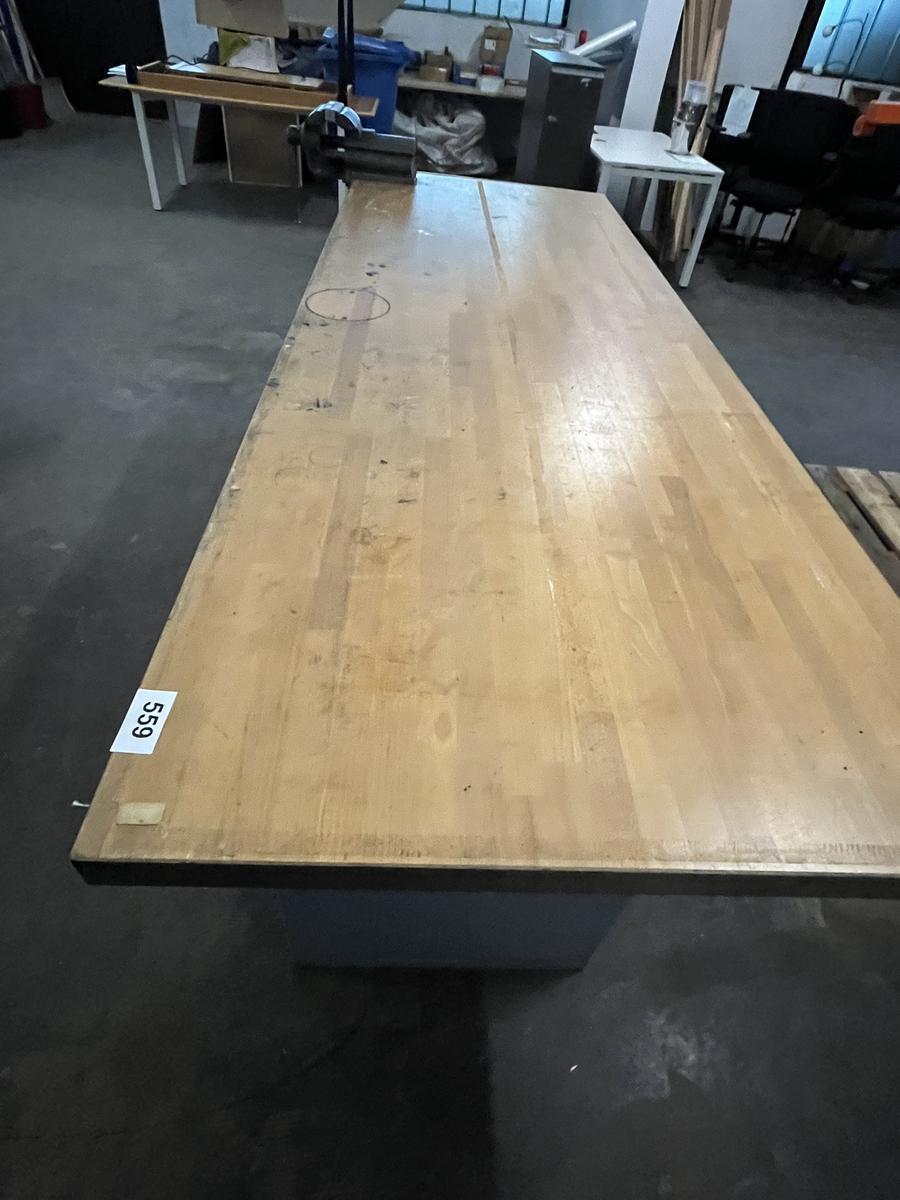 BOTT Werkbank  250/90 cm und Schraubstock - 2 Schubladenbl&ouml;cken bis 75 kg Fachbodenlast?d=2026-03-29 18:38:03