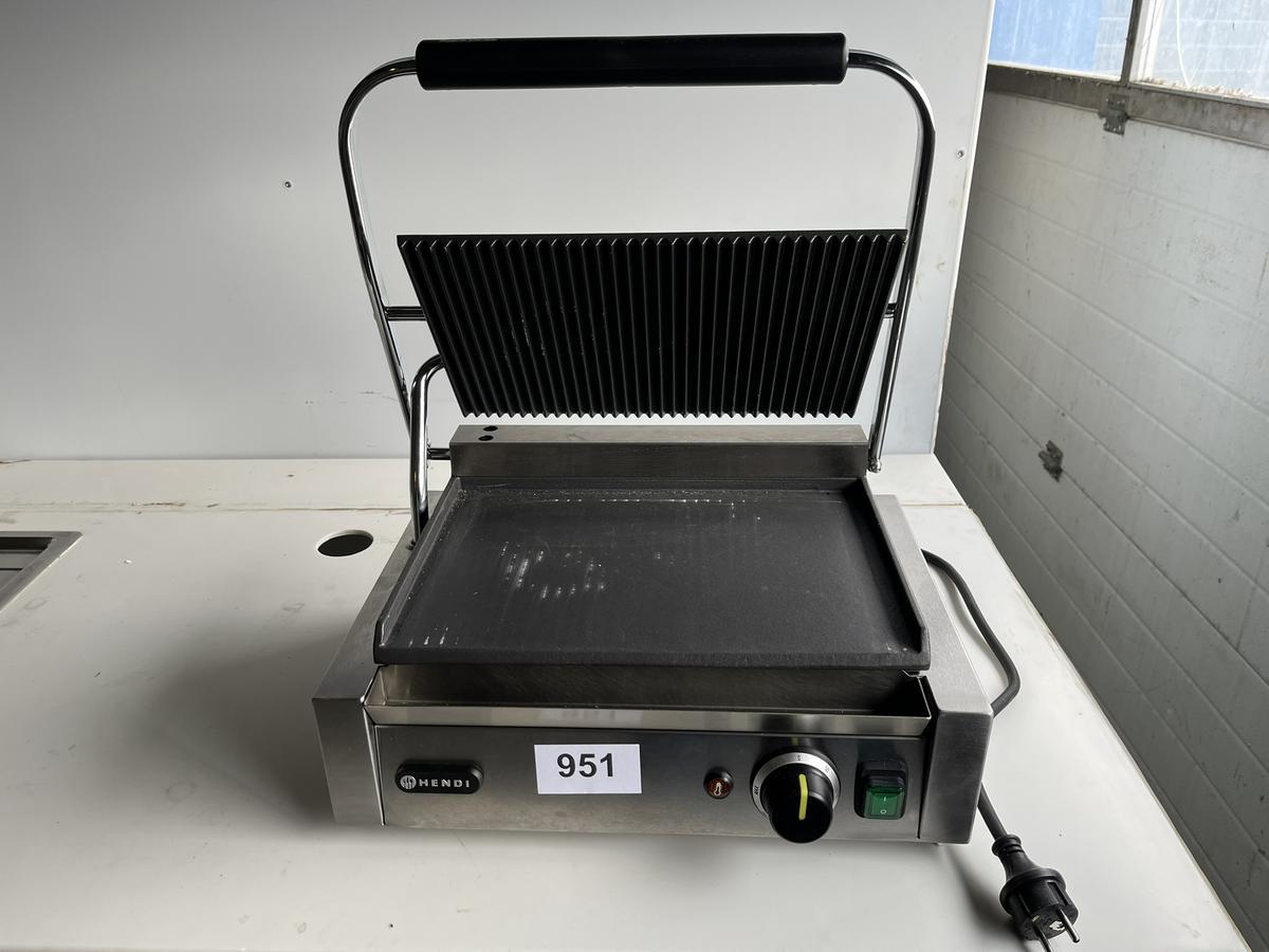 HENDI Contact Grill Panini 2200 W ?d=2026-03-29 18:32:09