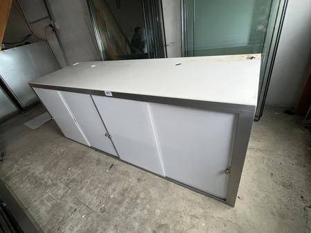 Barverbau mit Aufsatz 230/74/90 cm - Aufsatz 230/115 cm Barverbau mit Aufsatz 230/74/90 cm - Aufsatz 230/115 cm