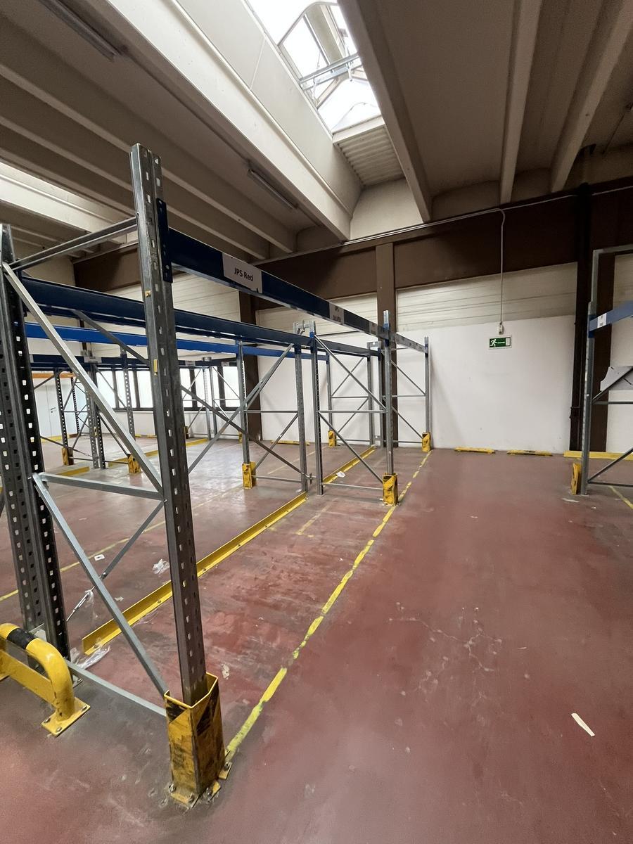 ca. 21 lfm BITO Schwerlastregal mit 8 Stehern = 7 Felder  6 x 3 m ?d=2026-03-30 20:20:23