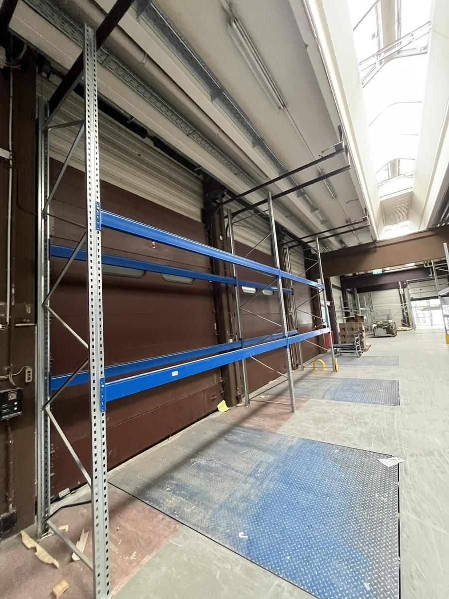 ca.4.7 lfm BITO Schwerlastregale H: 4.7 m 3 Stk.Steher plus 8 St&uuml;ck Einh&auml;ngebalken?d=2026-03-30 20:28:31