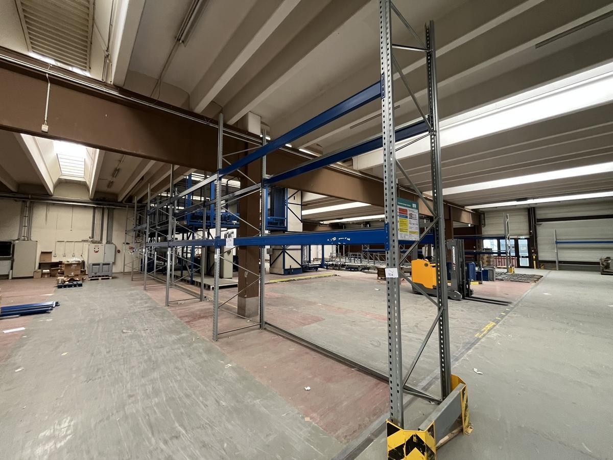 ca. 18.70 lfm BITO Schwerlastregale H: 470cm plus 12 St&uuml;ck Einh&auml;ngebalken?d=2026-03-30 20:28:31