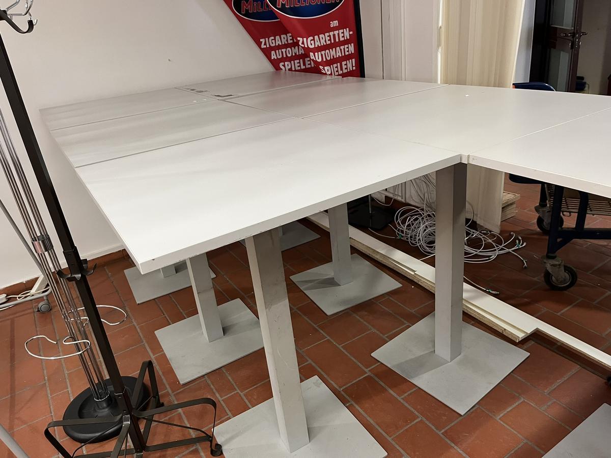 1 S&uuml;ck Stehtisch ca. 80x80 cm?d=2026-03-30 20:20:22