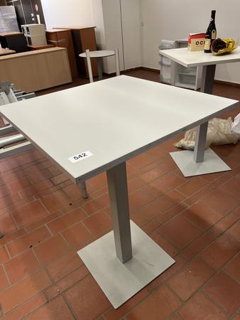 1 St�ck Stehtisch ca. 80x80 cm