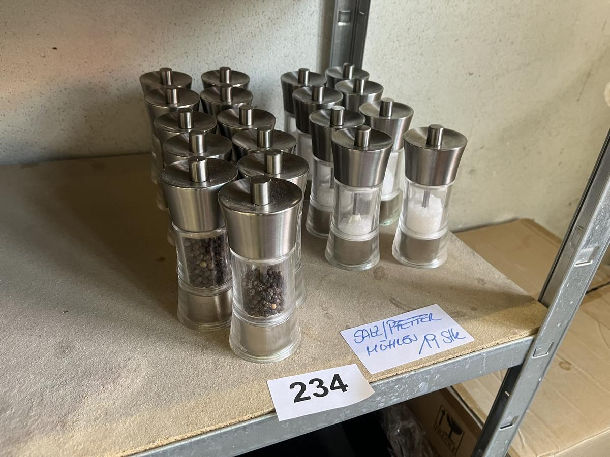 19 Stk. Salz- und Pfefferm&uuml;hlen