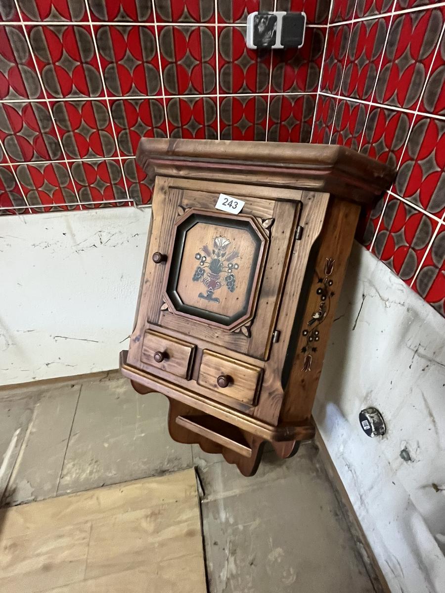 Voglauer Eck-H&auml;ngeschrank, 70x44x110cm?d=2026-03-30 22:19:16