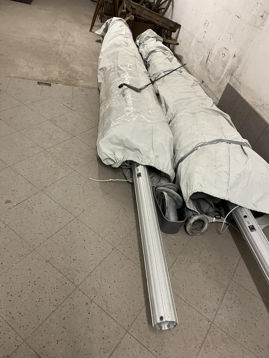 Palazzo Noblesse von Glatz 6 Meter Schirm?d=2026-03-30 22:19:17