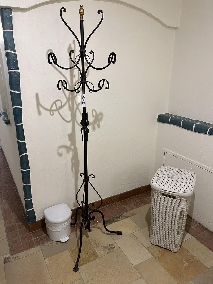 Kleiderst&auml;nder Schmieddesign, ca. 50 x 185?d=2026-04-15 00:05:37