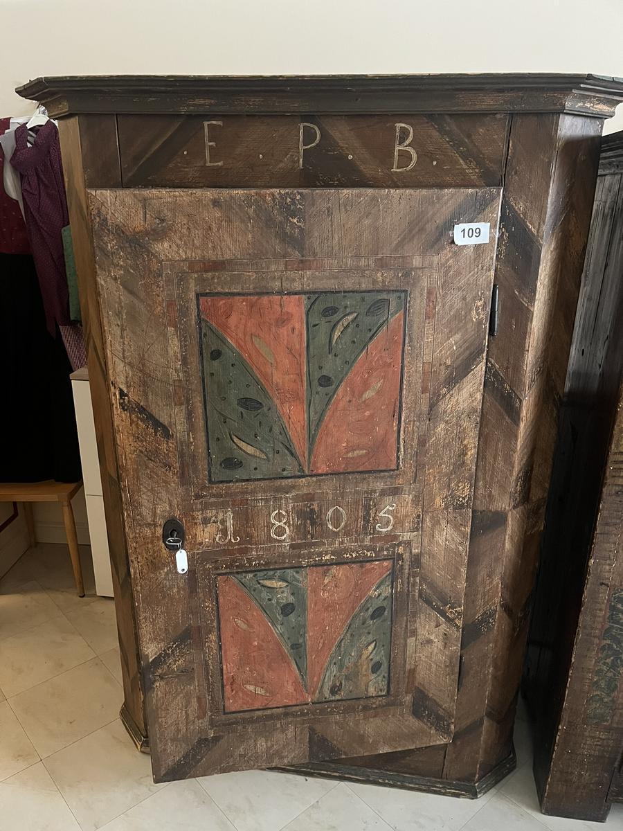 Bauernkasten, 130 x 55 x 174?d=2026-04-15 00:04:49