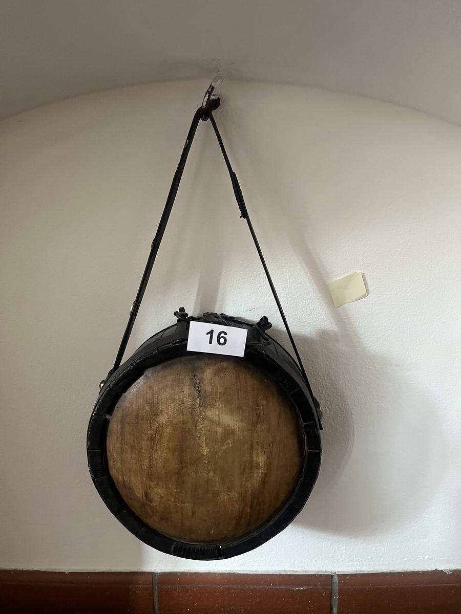 Trinkfass vor Bar?d=2026-04-14 22:12:38