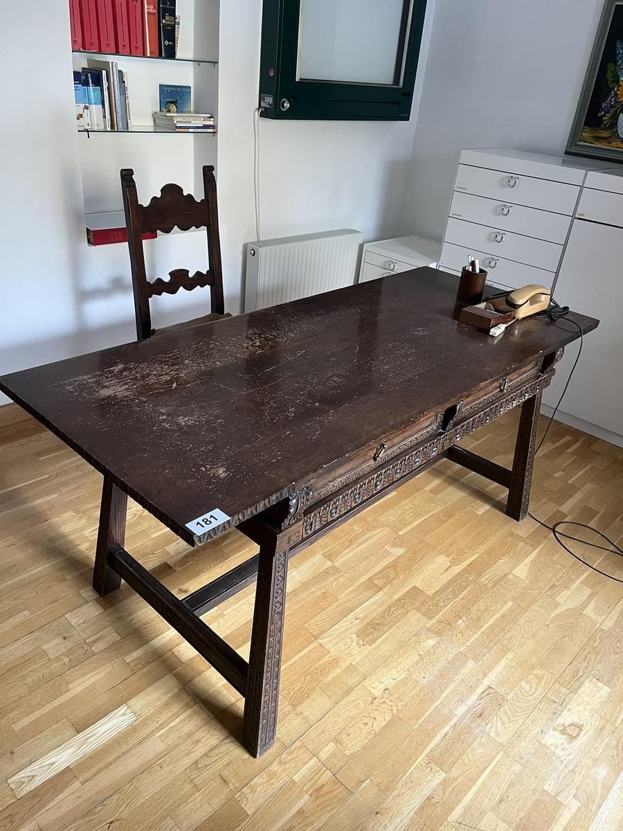 Tisch mit Schnitzeinlage, Lade o. Schl&uuml;ssel, mit 1 Stuhl, 177 x 75 x 75?d=2026-04-15 00:04:50