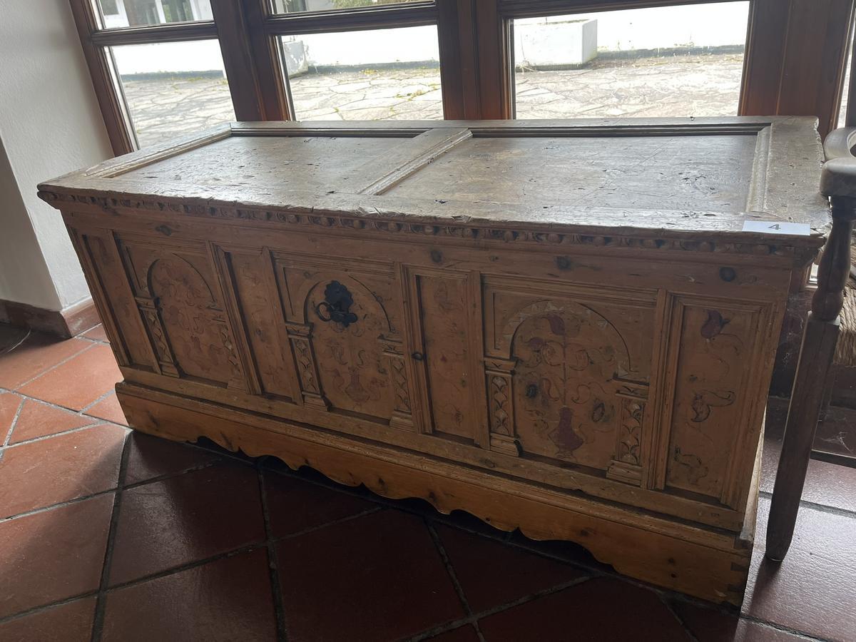 Bauerntruhe 147 x 63 x 65?d=2026-04-14 22:15:17