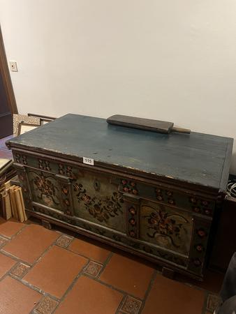 Bauerntruhe, 137 x 70 x 70 Bauerntruhe, 137 x 70 x 70