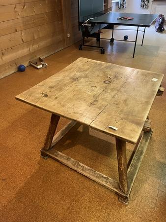 Tisch Altholz 95 x 100 x 75 Tisch Altholz 95 x 100 x 75