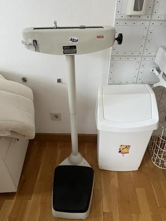 Körperwaage, Modell Seca 140 kg Körperwaage, Modell Seca 140 kg