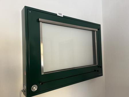 Leuchtkasten für Röntgenbilder, Modell Planilux, 103 x 72 x 11 Leuchtkasten für Röntgenbilder, Modell Planilux, 103 x 72 x 11