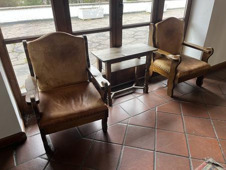 Sitzgruppe 4 Sessel +2 Tische Sitzgruppe 4 Sessel +2 Tische