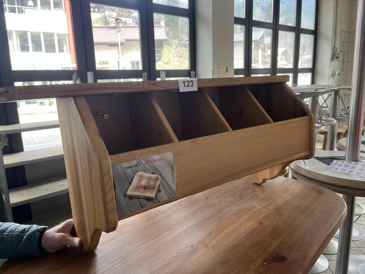 Besteckregal f&uuml;r Wandmontage, mit 6 F&auml;chern, 145x50x30cm?d=2026-04-16 20:14:31