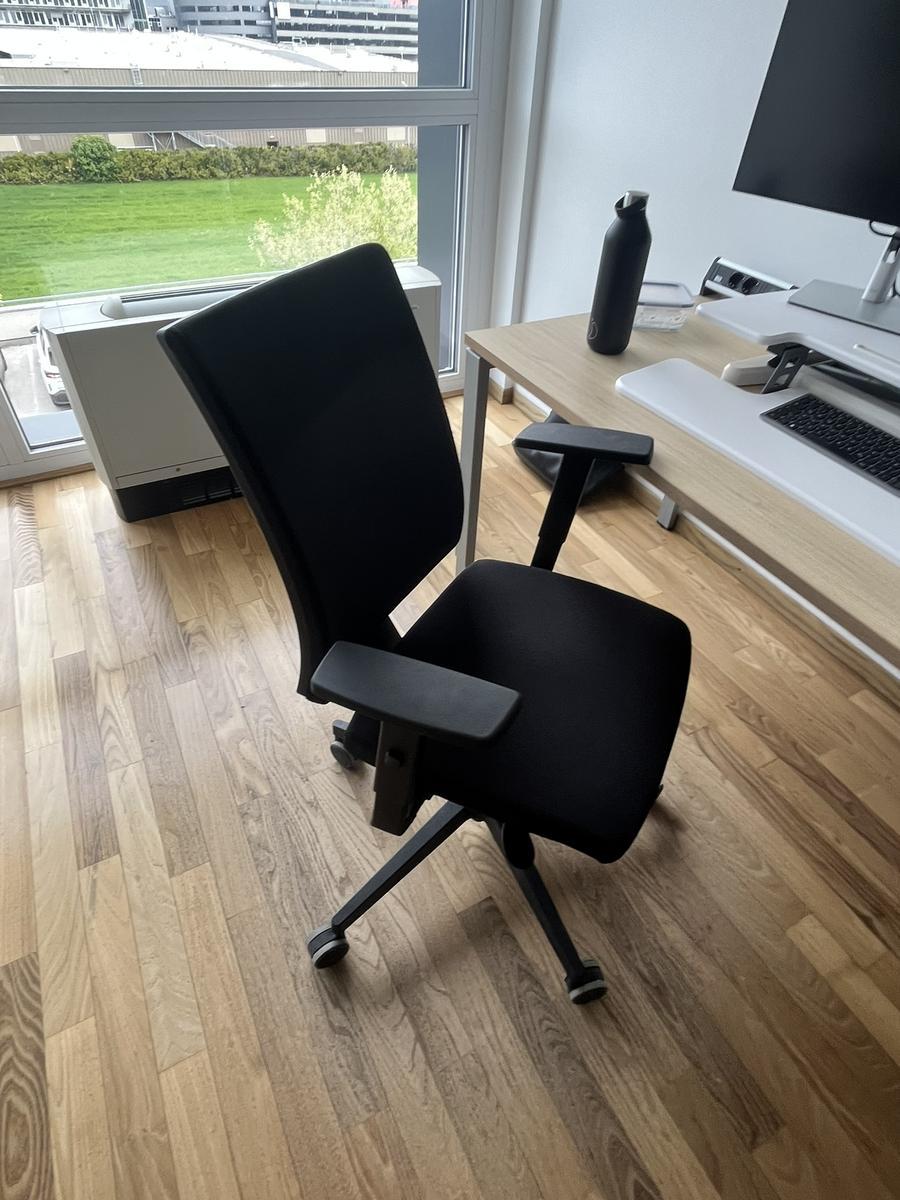 B&uuml;rodrehstuhl BENE schwarz Novy Styl