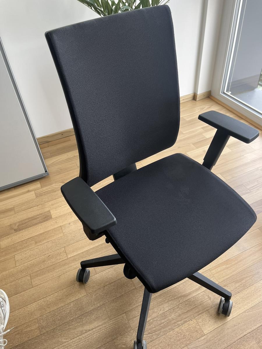 B&uuml;rodrehstuhl BENE schwarz Novy Styl