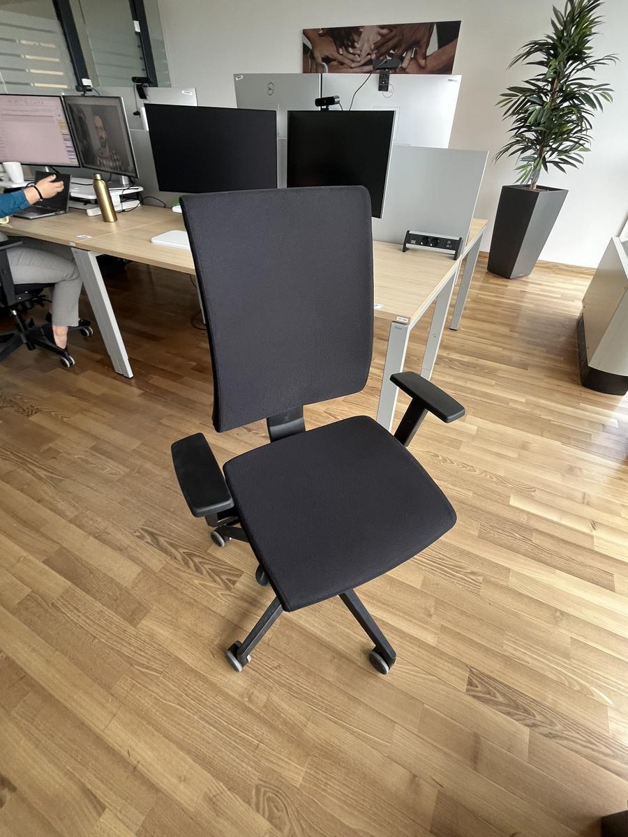 B&uuml;rodrehstuhl BENE schwarz Novy Styl