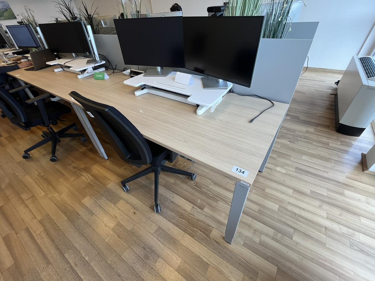 BENE Schreibtisch mit R&uuml;ckwand 160 x 80 cm?d=2026-04-30 18:04:02