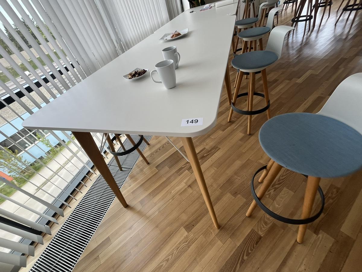 BENE Hochtisch mit 80/100/107 cm mit 4 BENE Hockern drehbar?d=2026-04-30 18:03:23