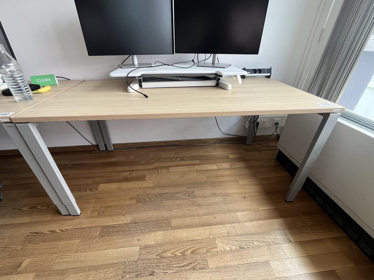 BENE Schreibtisch mit R&uuml;ckwand 160 x 80 cm