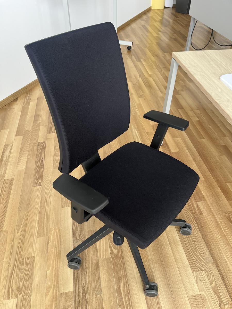 B&uuml;rodrehstuhl BENE schwarz Novy Styl