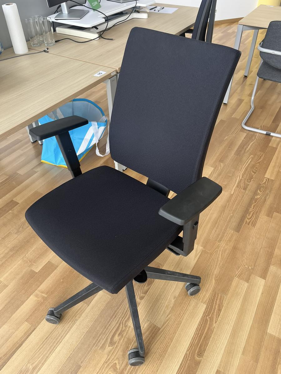 B&uuml;rodrehstuhl BENE schwarz Novy Styl