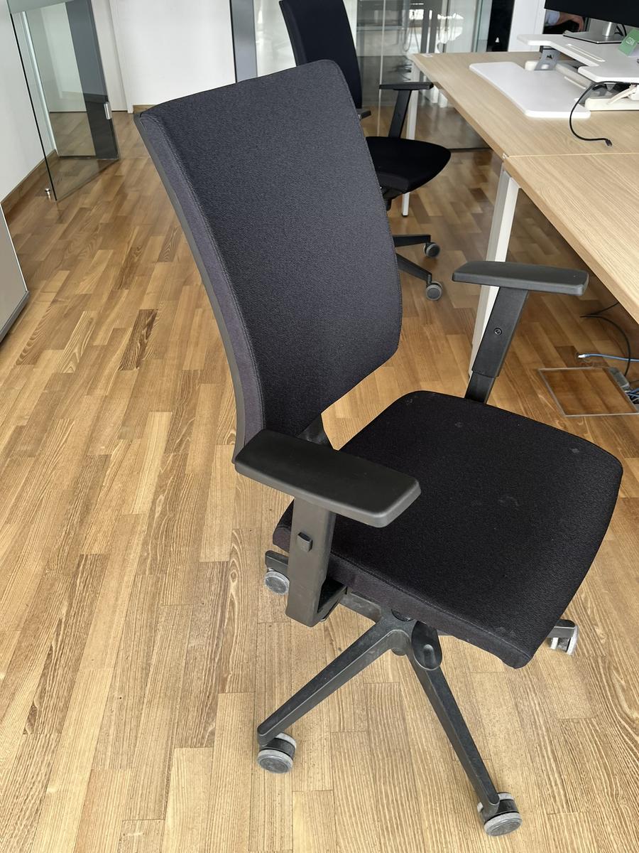 B&uuml;rodrehstuhl BENE schwarz Novy Styl