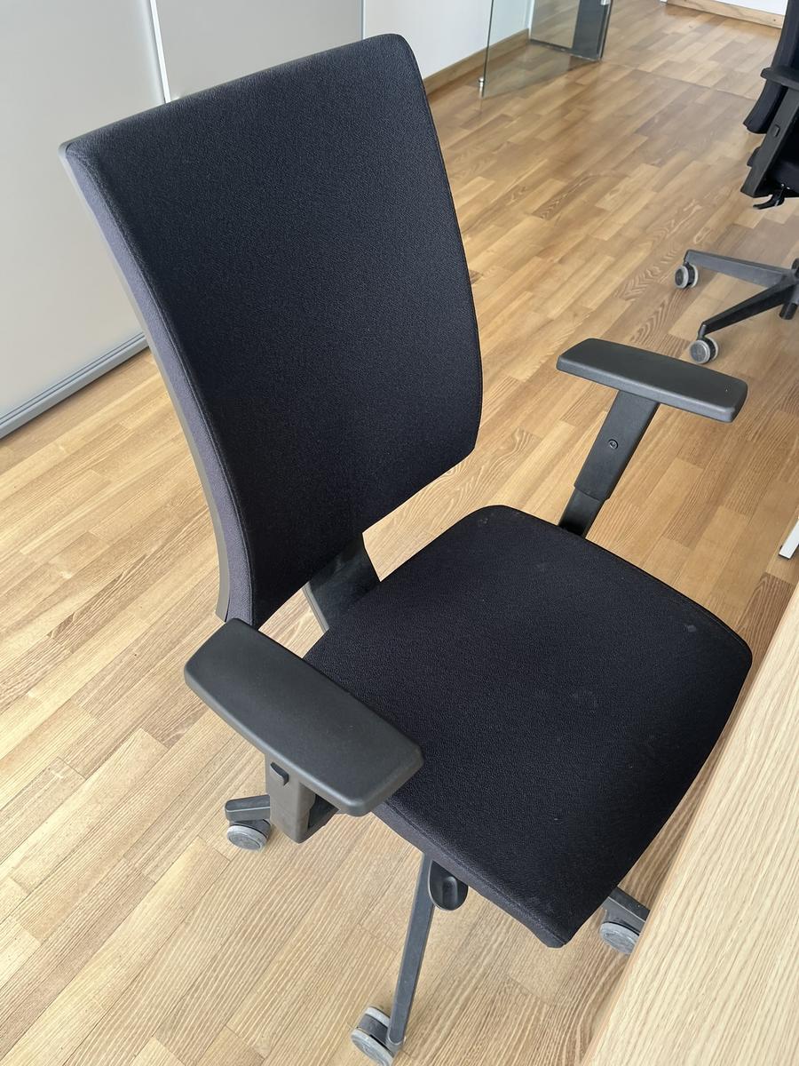 B&uuml;rodrehstuhl BENE schwarz Novy Styl