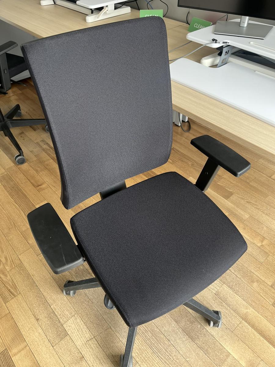 B&uuml;rodrehstuhl BENE schwarz Novy Styl?d=2026-04-30 19:23:43