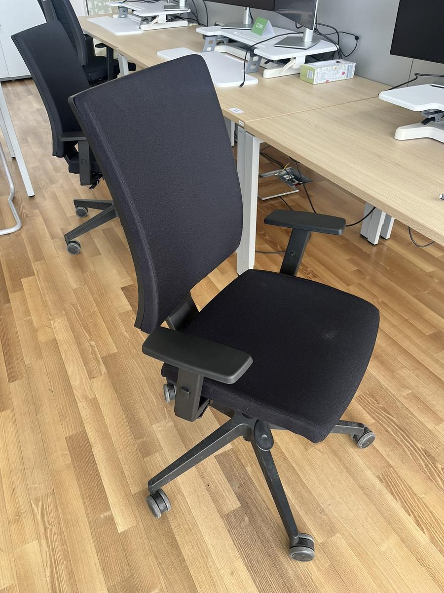 B&uuml;rodrehstuhl BENE schwarz Novy Styl?d=2026-04-30 18:03:40