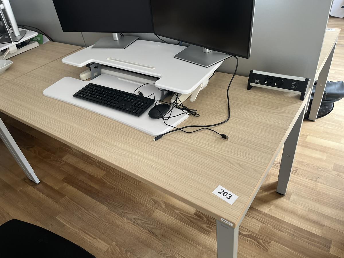 BENE Schreibtisch mit R&uuml;ckwand 160 x 80 cm?d=2026-04-30 19:23:24