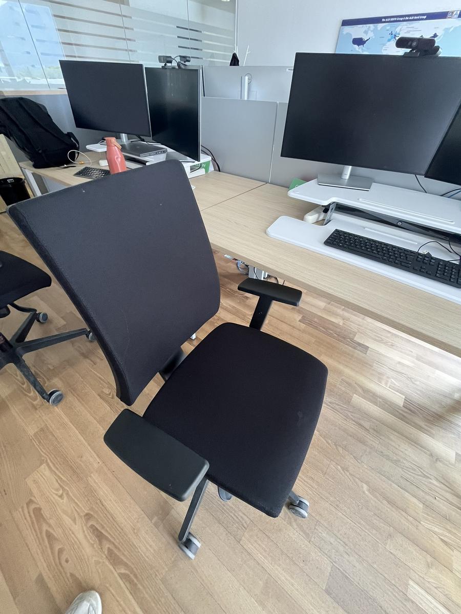 B&uuml;rodrehstuhl BENE schwarz Novy Styl?d=2026-04-30 19:22:21