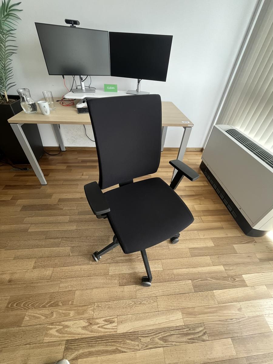 B&uuml;rodrehstuhl BENE schwarz Novy Styl