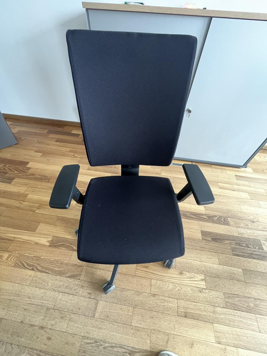 B&uuml;rodrehstuhl BENE schwarz Novy Styl