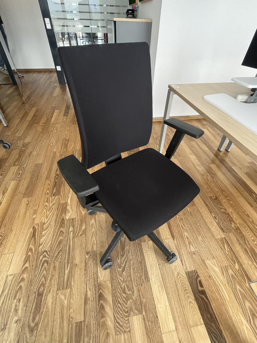 B&uuml;rodrehstuhl BENE schwarz Novy Styl