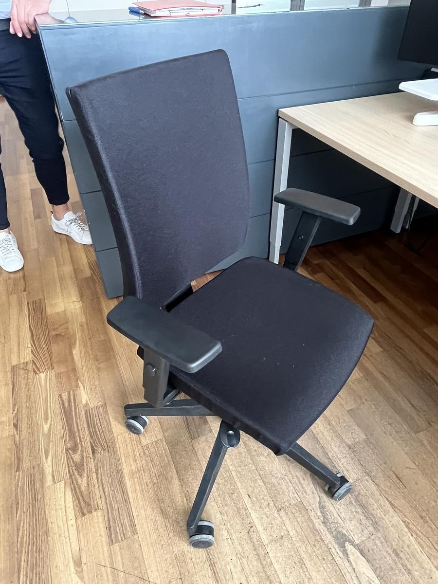 B&uuml;rodrehstuhl BENE schwarz Novy Styl